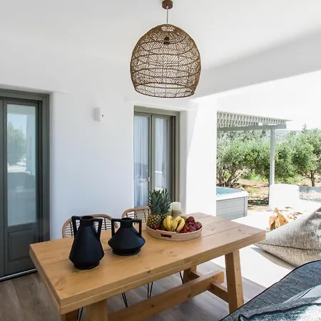 Arsenis Luxury