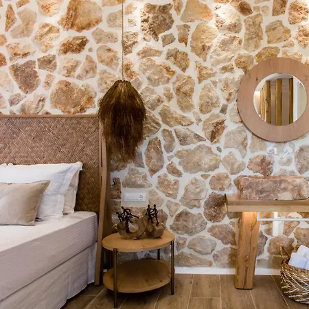 Arsenis Luxury