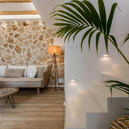 Arsenis Luxury Plaka (Naxos)