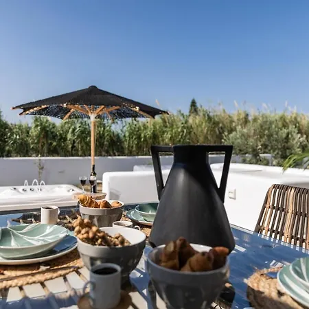 Arsenis Luxury