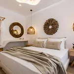 Arsenis Luxury