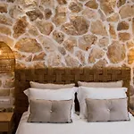 Arsenis Luxury *
