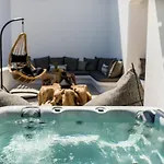 Arsenis Luxury Πλάκα