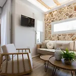 Arsenis Luxury *